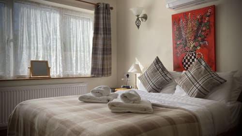 The White Horse Inn - Clun, Shropshire, England, Pub, restaurant, B&B