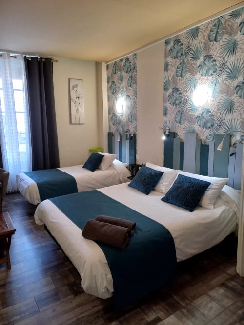 Hotel le centre les herbiers autour du puy Du Fou  . Chambre Triple