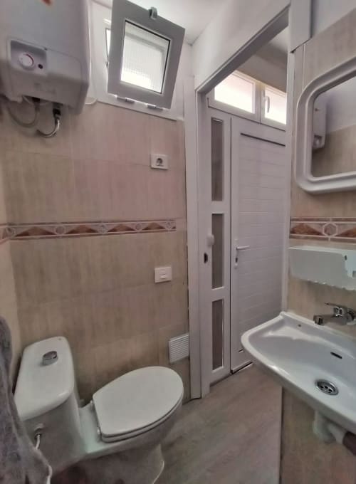 Interior image of the bathroom in Mini estudio el Reloj