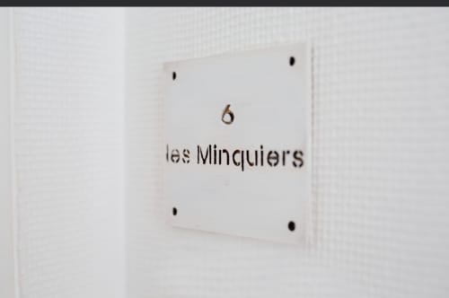 Panneau Chambre 6 les Minquiers à la Résidence Le Roc Fleuri, appartement avec vue sur mer à Saint-Malo