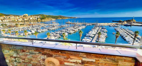Holiday rental with view of the Mediterranean Sea, Côte-Vermeille, Cap-Béar, Banyuls marina and the town of Banyuls-sur-Mer.