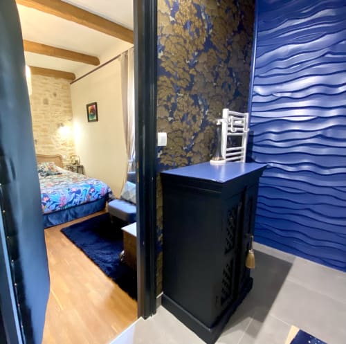 Salle de bain avec douche-chambre confort-cocooning