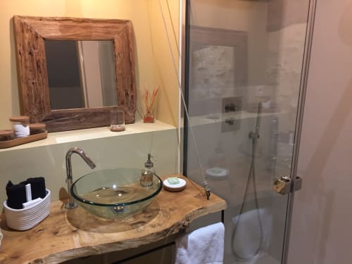 Salle de Bain Gite Loupiac 4 personnes avec piscine chauffée Domaine des Dourneaux Salleboeuf Bordeaux Gironde Aquitaine Vignoble et oenotourisme