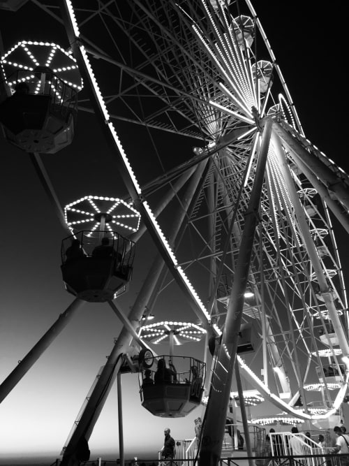 La grande roue à Biscarrosse-plage, vue sur la mer à proximité de l'aérogrange location saisonnière à Biscarrosse