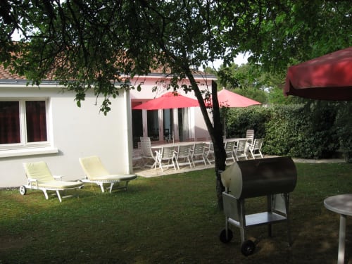 terrasse vue jardin et piscine gîte les Dunes Saint-Jean-de-Monts