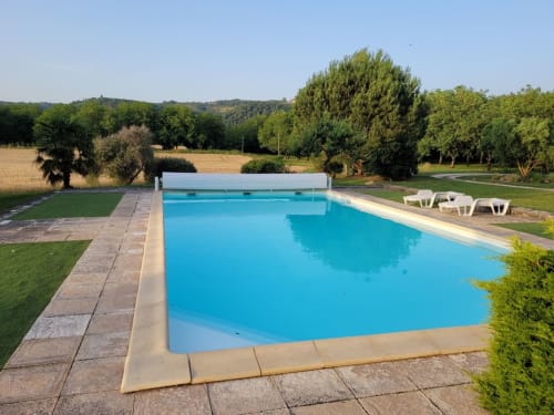 Domaine des Escouanes - Piscine extérieure - Lot - vallée de la Dordogne
