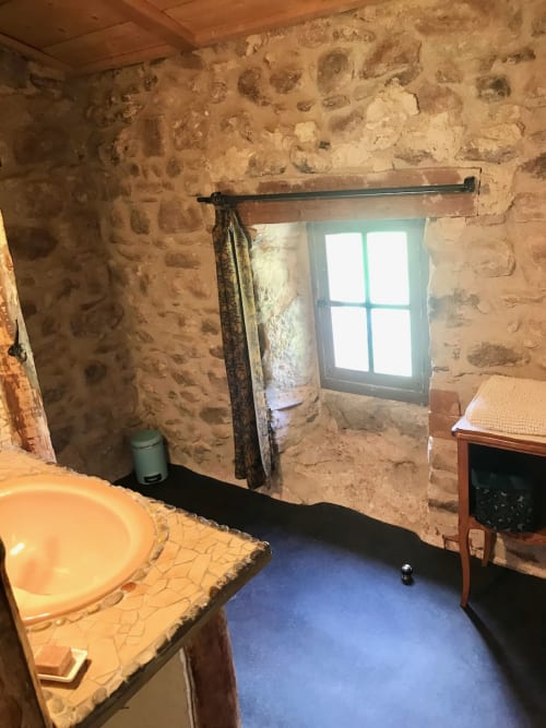 Bathroom chambre Rustic