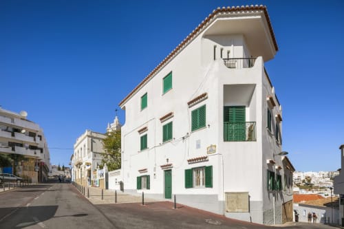 outside view of the apartment | Casa da Vila Apartment – Traditional Charm in Albufeira Old Town