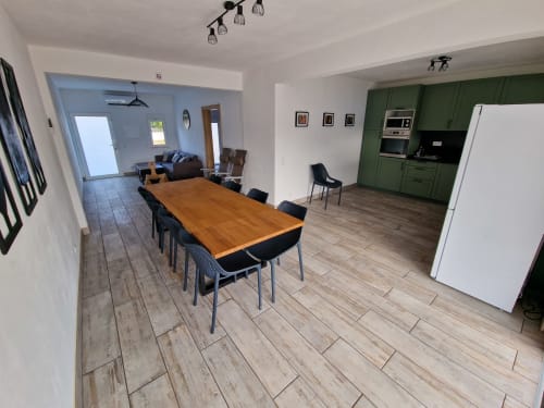Vue globale pièce à vivre (Salon, Salle à manger et cuisine) Quinta chez CasaClaudina2