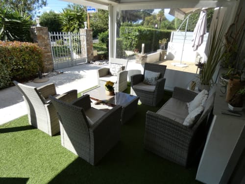 espace-detente-a-quelques-metres-de-la-mer-hotel-cavalaire-sur-mer