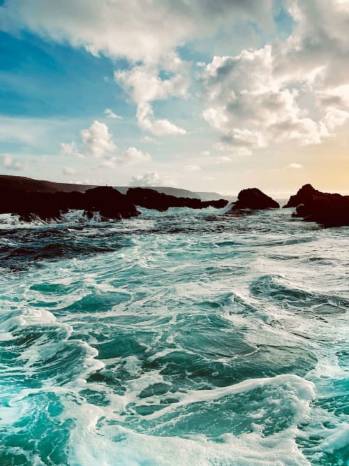 The sea and rocks.