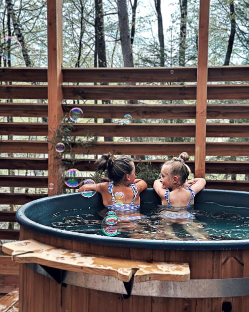 Heated private Nordic bath for family stay Vosges