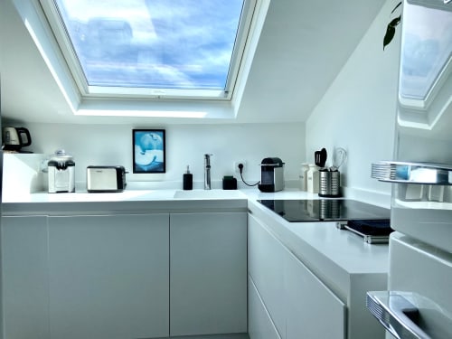 Appartement en Corse, Bastia, vue mer. Location Citadelle Bastia.Cuisine entièrement équipée