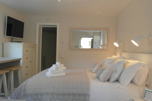 snug bedroom king size bed 