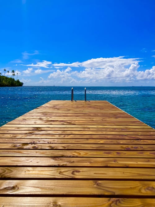 Polynésie Tahiti Bora Bora French Polynesia lagoon lagon hotel avec plage restaurant beach bar spa 