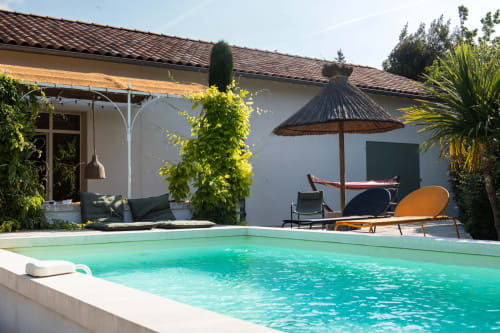 Piscine privée, Provence, nombreux coins de repos