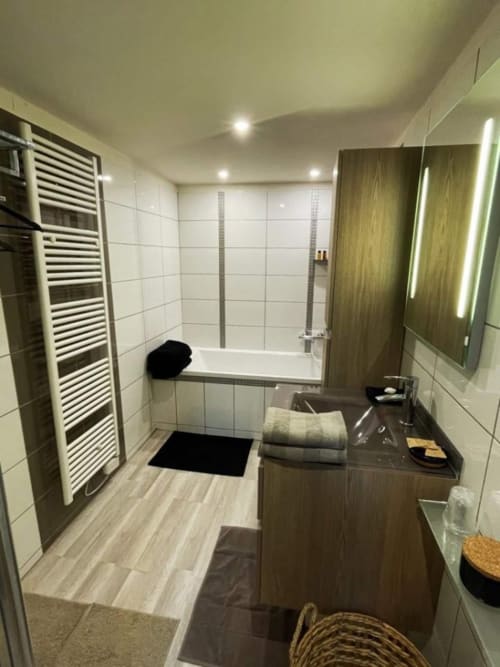 Love Suite & SPA - Le LOFT - Royan Médis - Terrasse et salon de jardin - balnéo spa - séjour romantique - séjour en couple - 
