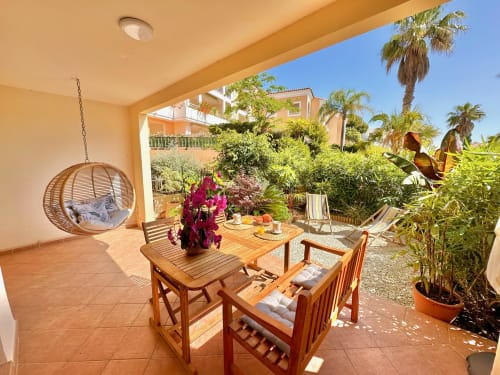 Terrasse de l'appartement La Rascasse - VacancesGiens location saisonnière d'appartement - Proche de la route du sel
