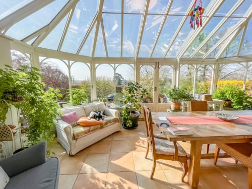 B and B Clock Tower Daventry | Cosy Homestay | Scenic Views 