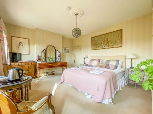 BnB Clock Tower Daventry | Luxury Homestay | Scenic Views | Double Room