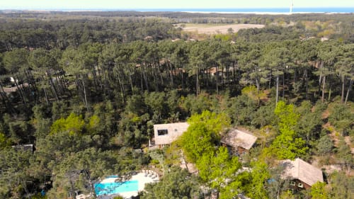 Le village Nature et Océan borde la pinède de Messanges est à moins de 10 min en vélo de l'océan