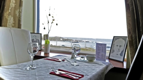Seaview dining, fresh seafood, delicious menus