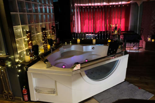 Jacuzzi à profiter en couple, en duo tout près de Lyon