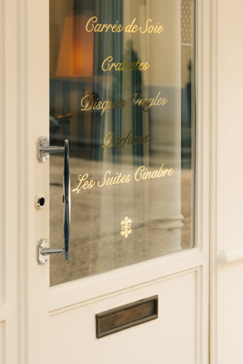 Discover exceptional French craftsmanship Les Suites Cinabre