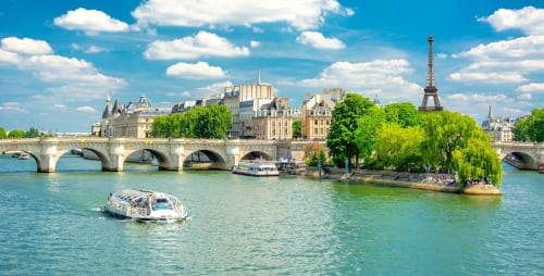 le duplex de la reine, les paris normands, lesparisnormands, arnaud mascarel, la clef des villes, appartement à louer, location à la nuit, location de vacances, Jo 2024, Jeux olympiques paris 2024, parc des princes football, stade Roland Garros, tennis, competition de boxe, Boulogne Billancourt, boulogne-billancourt, les Champs Elysées, la Tour Eiffel, Montmartre, le sacré-coeur, musée d’Orsay, quartier latin, musée Rodin, palais Garnier, musée de l’orangerie, quartier du marais, jardin des tuileries, panthéon, bateaux-mouches, bateaux mouches, musée du Louvre, cathédrale Notre-Dame, Arc de triomphe, Paris Expo Porte de Versailles, Champs de Mars, La Défense Arena.Le duplex de la reine est un grand appartement en duplex pour 8 personnes situé à la limite de Paris, près de Roland Garros, et à 15mn de la Tour Eiffel et des champs Elysées. 
