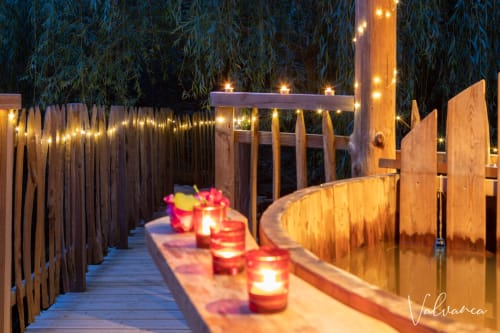 Le bain nordique pouvant accueillir jusqu'à 5 personnes. Un vrai délice en toute saison.