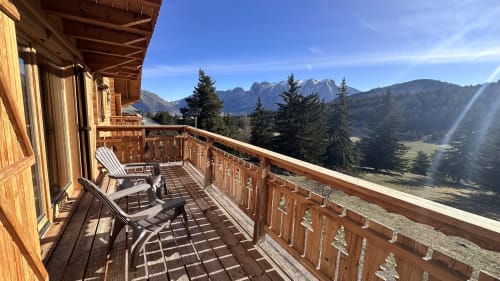 location la Joue du loup, Oreeduloup, montagne, ski, chalet Japp'loup 10/12 personnes, chalet Grand Loup 14/16 personnes, studio ptilou B36, melezes des chaumates