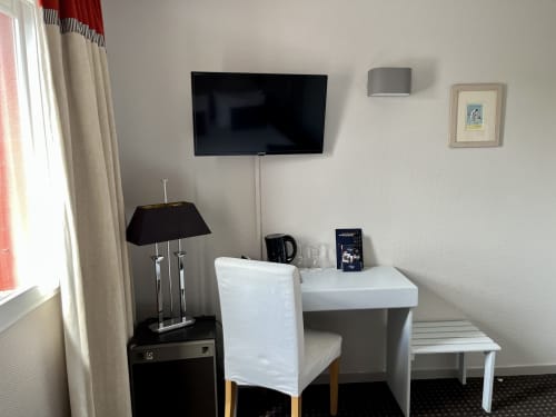 CHAMBRE DOUBLE COIN BUREAU 