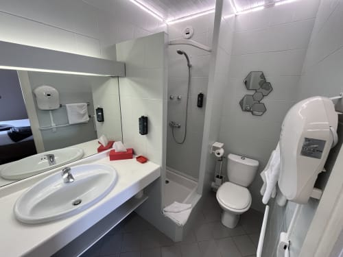 SALLE DE BAIN RENOVEE