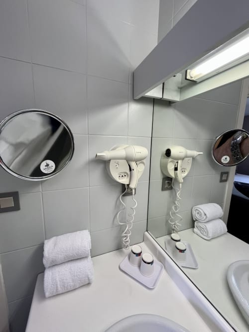 SALLE DE DOUCHE RENOVEE