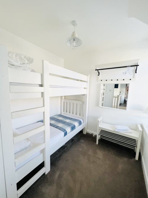 Home - Westward Ho - Bideford - Devon - BnB - Uk - Holiday - Hot Tub - Comfortable - great views - walking close by - nature