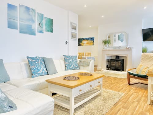 Home - Westward Ho - Bideford - Devon - BnB - Uk - Holiday - Hot Tub - Comfortable - great views - walking close by - nature