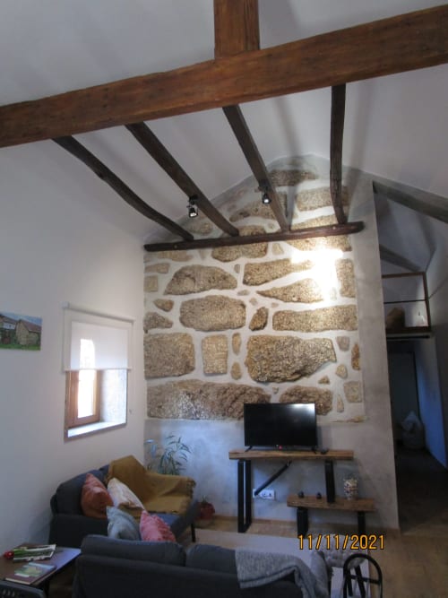 Casa das Tias, alojamento local quartos conforto, férias, fim-de-semana, norte, Portugal, praia, piscina, churrasqueira, festas, verão. bonita aconchegante e económica amiga ambiente. Cozinha maquina lavar roupa louça, frigorífico forno micro-ondas.
