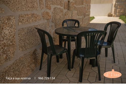 Casa das Tias, alojamento local quartos conforto, férias, fim-de-semana, norte, Portugal, praia, piscina, churrasqueira, festas, verão. bonita aconchegante e económica amiga ambiente. Cozinha maquina lavar roupa louça, frigorífico forno micro-ondas.