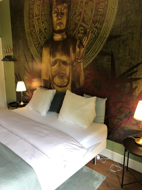 Maison de la Comtesse | Cosne d'Allier | Pool | Family Functions | Clean | Cozy | Sleeps 12 | BBQ | B&B 