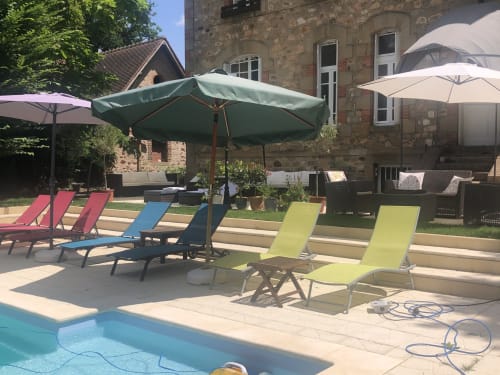 Maison de la Comtesse | Cosne d'Allier | Pool | Family Functions | Clean | Cozy | Sleeps 12 | BBQ | B&B 