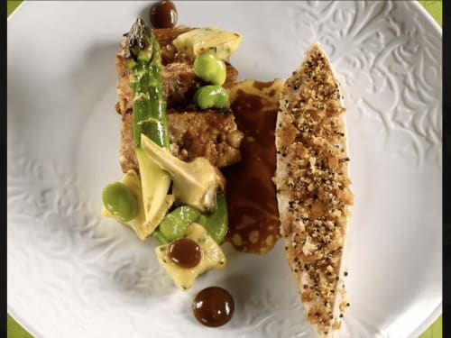 Gastronomisch nagerecht met chocolade, pistache en zaadkorst bij guesthouse Provence Km28 in Gordes