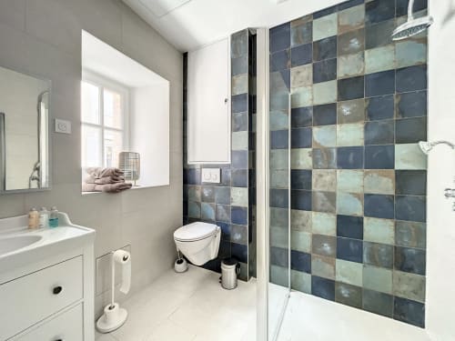Appartement Le Parisien au Laurencin, appart’hôtel à Sens centre-ville. Cuisine équipée, wifi, linge, arrivée autonome, salle d'eau, douche. Réservez en direct.