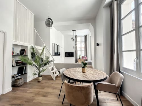 Appartement La Mezzanine au Laurencin, appart’hôtel à Sens centre-ville. Cuisine équipée, wifi, linge, arrivée autonome. Réservez en direct.
