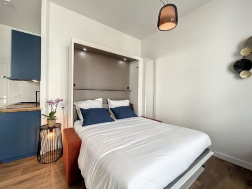 Appartement Le Seventies au Laurencin, appart’hôtel à Sens centre-ville. Cuisine équipée, wifi, linge, arrivée autonome, lit Queen-size. Réservez en direct.
