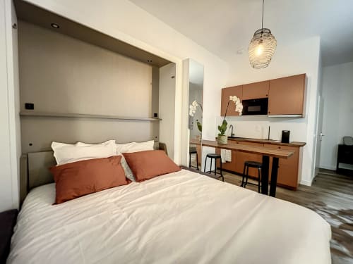 Appartement Le Rétro au Laurencin, appart’hôtel à Sens centre-ville. Cuisine équipée, wifi, linge, arrivée autonome. Réservez en direct.