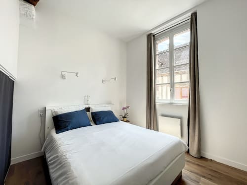 Appartement Le Cocon au Laurencin, appart’hôtel à Sens centre-ville. Cuisine équipée, wifi, linge, arrivée autonome, chambre spacieuse. Réservez en direct.