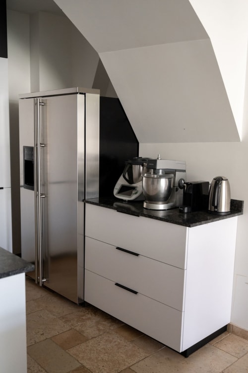 cuisine dans une superbe maison de famille en plein coeur du vexin français à 1 heure de Paris et  10 minutes de Giverny