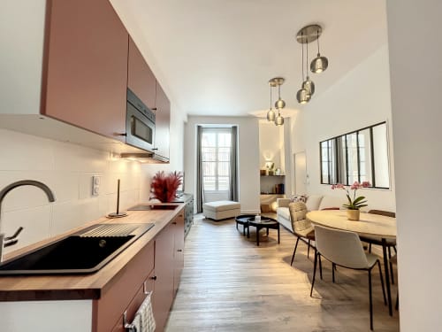 Appartement Le Peachy au Laurencin, appart’hôtel à Sens centre-ville. Cuisine équipée, wifi, linge, arrivée autonome. Réservez en direct.