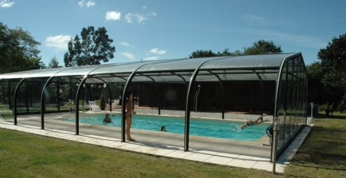 Das Pool- Ferienhaus Ker Huon - Ferienunterkunft mit privatem, überdachtem und beheiztem Pool, Ferienvermietung, Côtes d'Armor Bretagne, Perros Guirec, Tréguier, Trégastel, Paimpol. Rosa Granitküste Frankreich