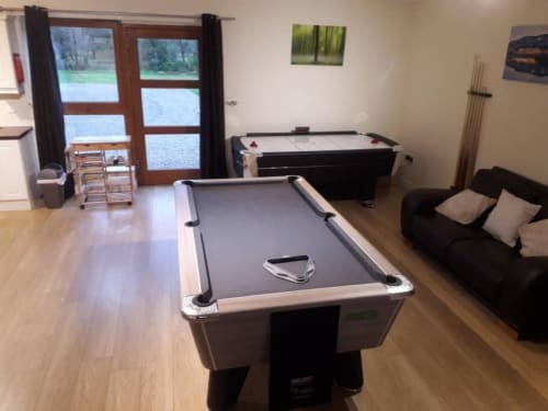 spacious property - Kilskeery - modern country house - kitchen - fireplace - hot tub - cozy - lough Erne
